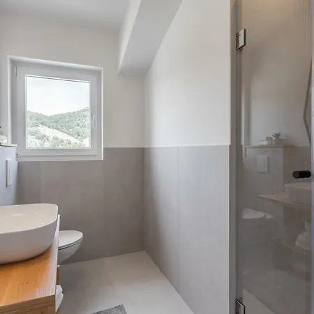 Hvar View Gæstehus 4*
