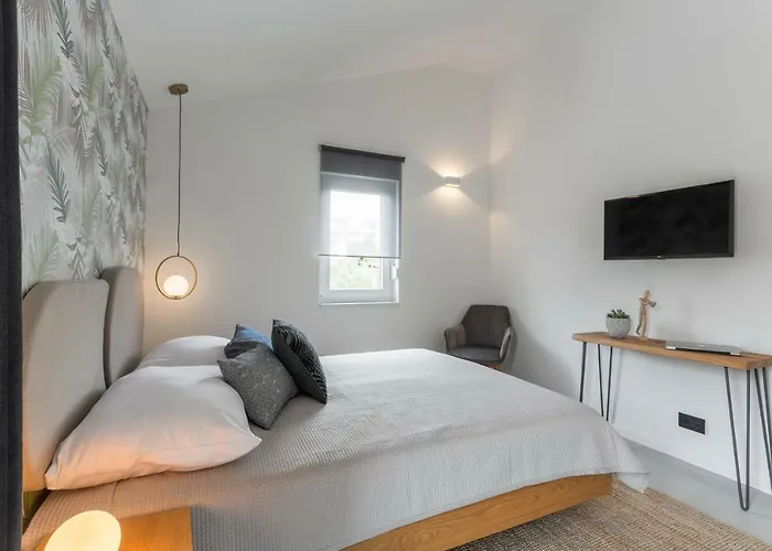 Gæstehus Hvar View 4*